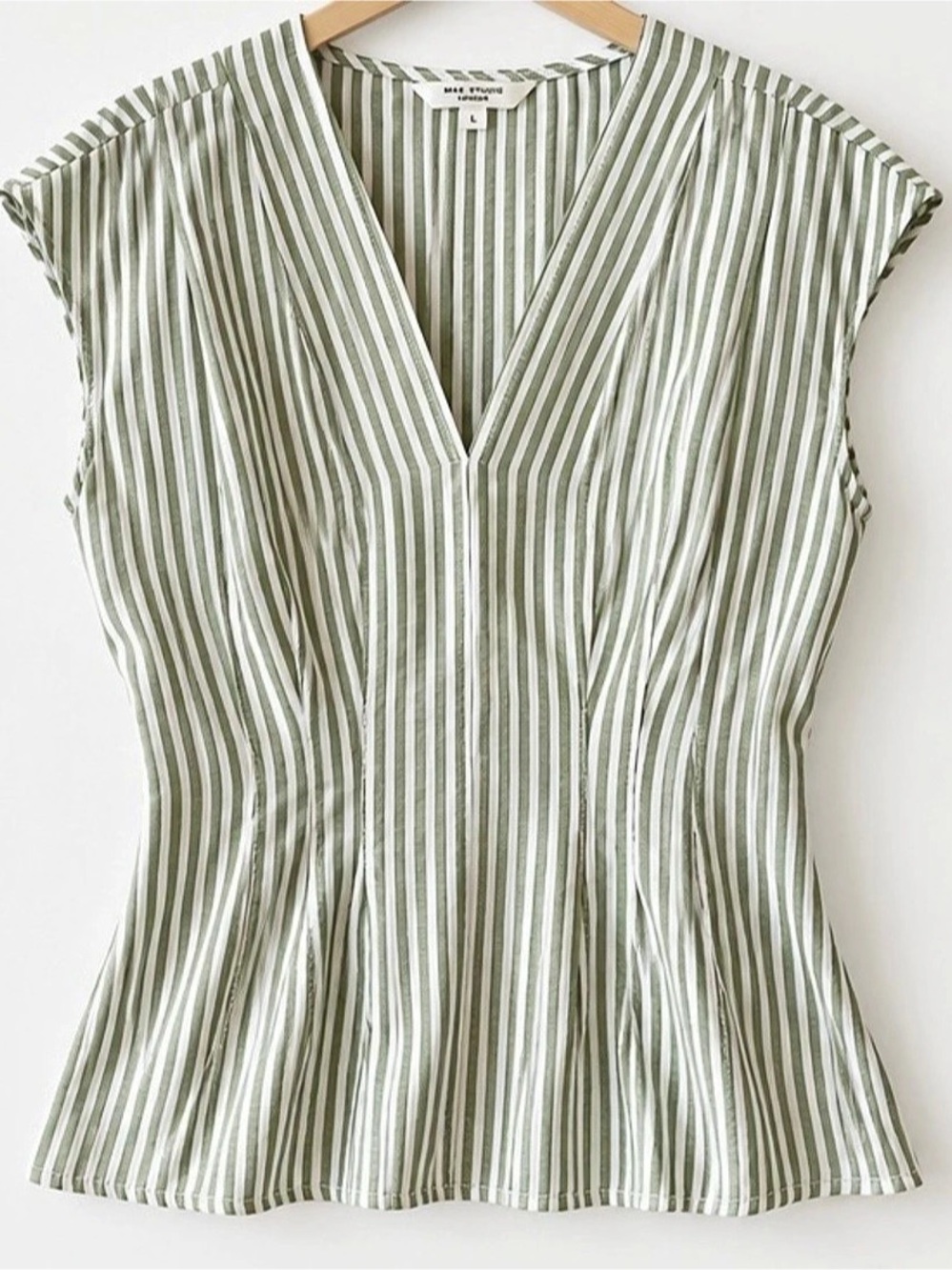 Max Studio Striped V-Neck Top in Green & White Size Large